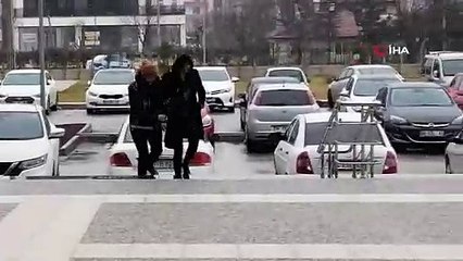Bolu'da 3,9 kilo esrarla yakalanan kadından ilginç savunma
