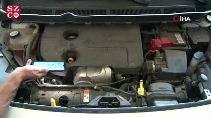 Elazığ'da aracın far kısmına girip sıkışan yavru kedi kurtarıldı