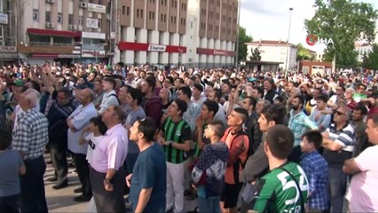 - Sakaryaspor’un 10 yıllık Play Off mücadelesi- Son 10 yılda 6’ncısını oynayacağı Play-Off’larda hedef şampiyonluk- Sakaryaspor şampiyonluk kazandığı statta çeyrek finalinin ilk maçını yapacak