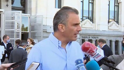 Ortega Smith se niega a ponerse detrás de la pancarta contra violencia machista: "Excluye a otras víctimas"