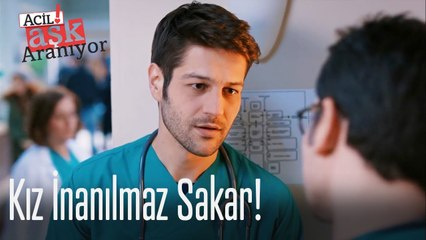 Kız inanılmaz sakar!