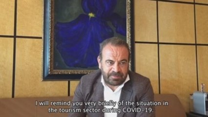 Escarrer dice que España pierde competitividad turística "a marchas forzadas"