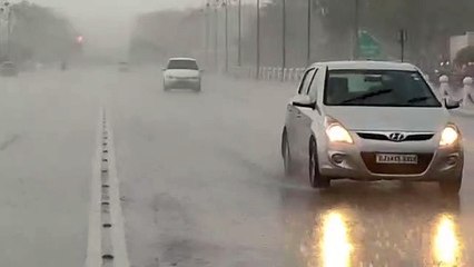 राजधानी जयपुर में बारिश ने बढ़ाई उमस