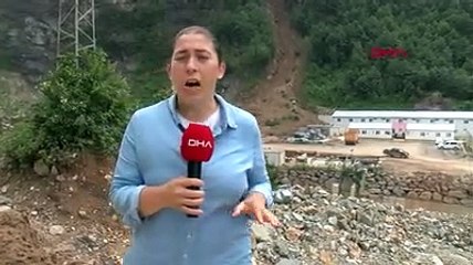 Rize'de heyelan anı kamerada