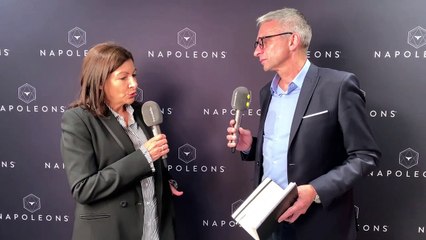 Covid-19 : Anne Hidalgo s'inquiète d'un "relâchement" à Paris