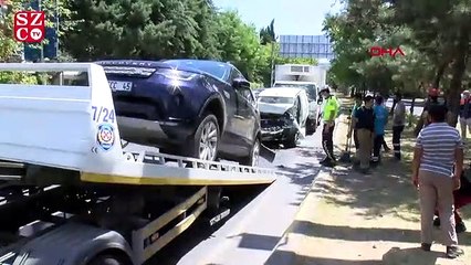 Bakırköy'de 5 araç birbirine girdi