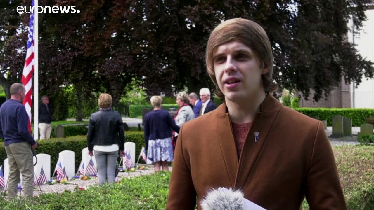 Le foto dei soldati morti per la prima volta nei cimiteri di guerra americani