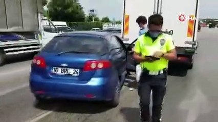 Yağ akıtan kamyon ortalığı birbirine kattı