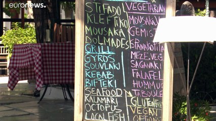 Grecia, crollo del turismo: "Ci vorranno anni per riprenderci"