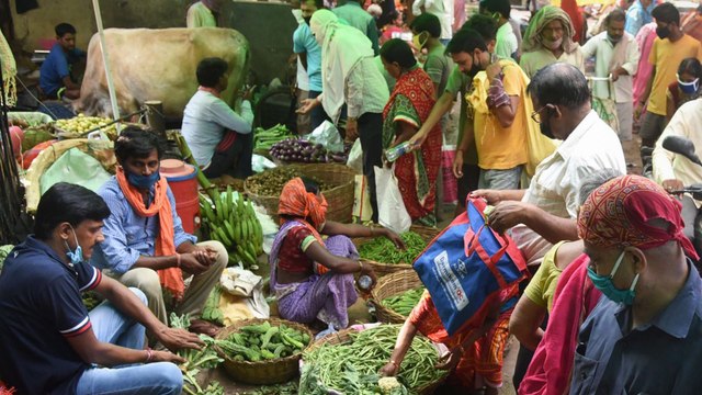 Shatak: Bihar goes under lockdown, Patna seems crowded