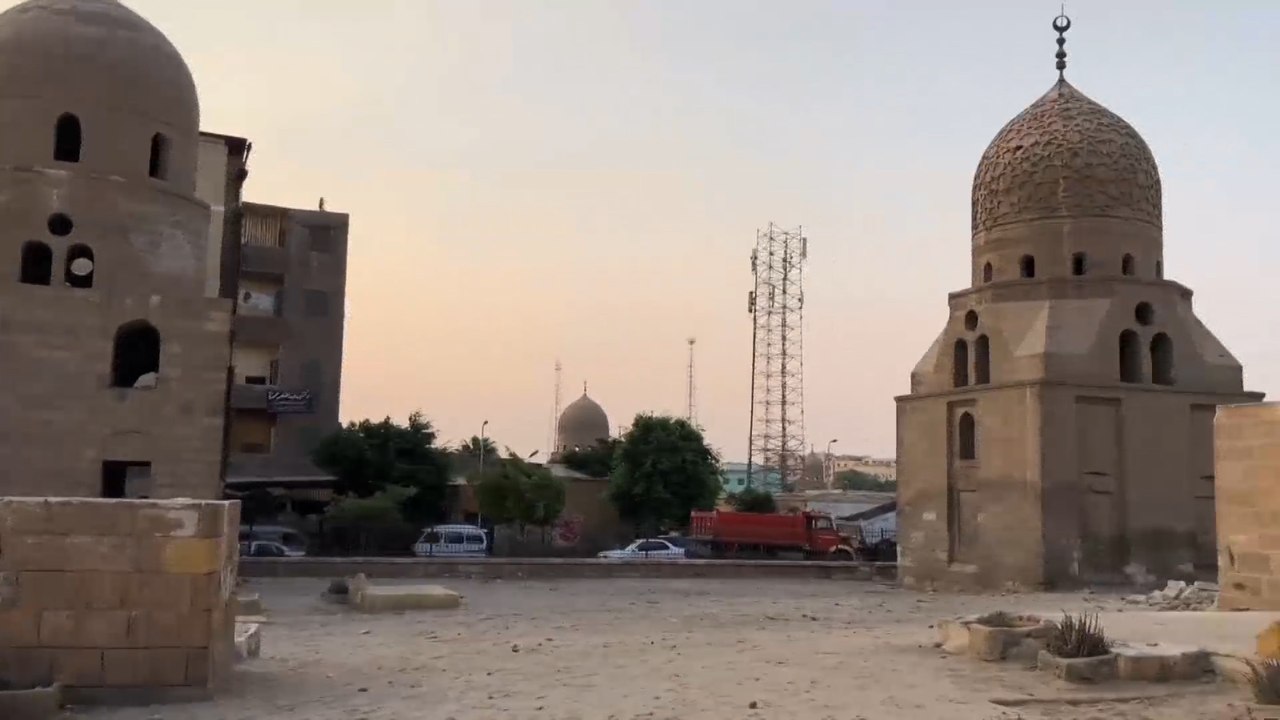 مصر.. موجة غضب من هدم في منطقة مقبرة المماليك ا...