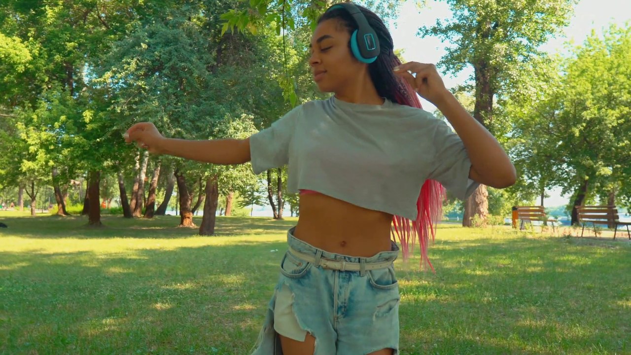Dance on the public