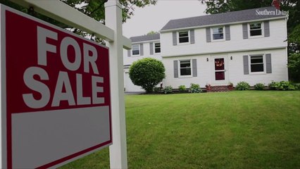 3 Savvy Tips to Up Your Curb Appeal If You're Selling Your Home Right Now