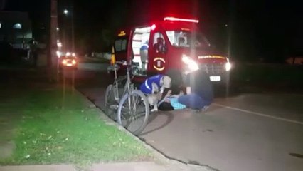 Ciclista fica ferido após ser atingido por carro na Rua Cuiabá