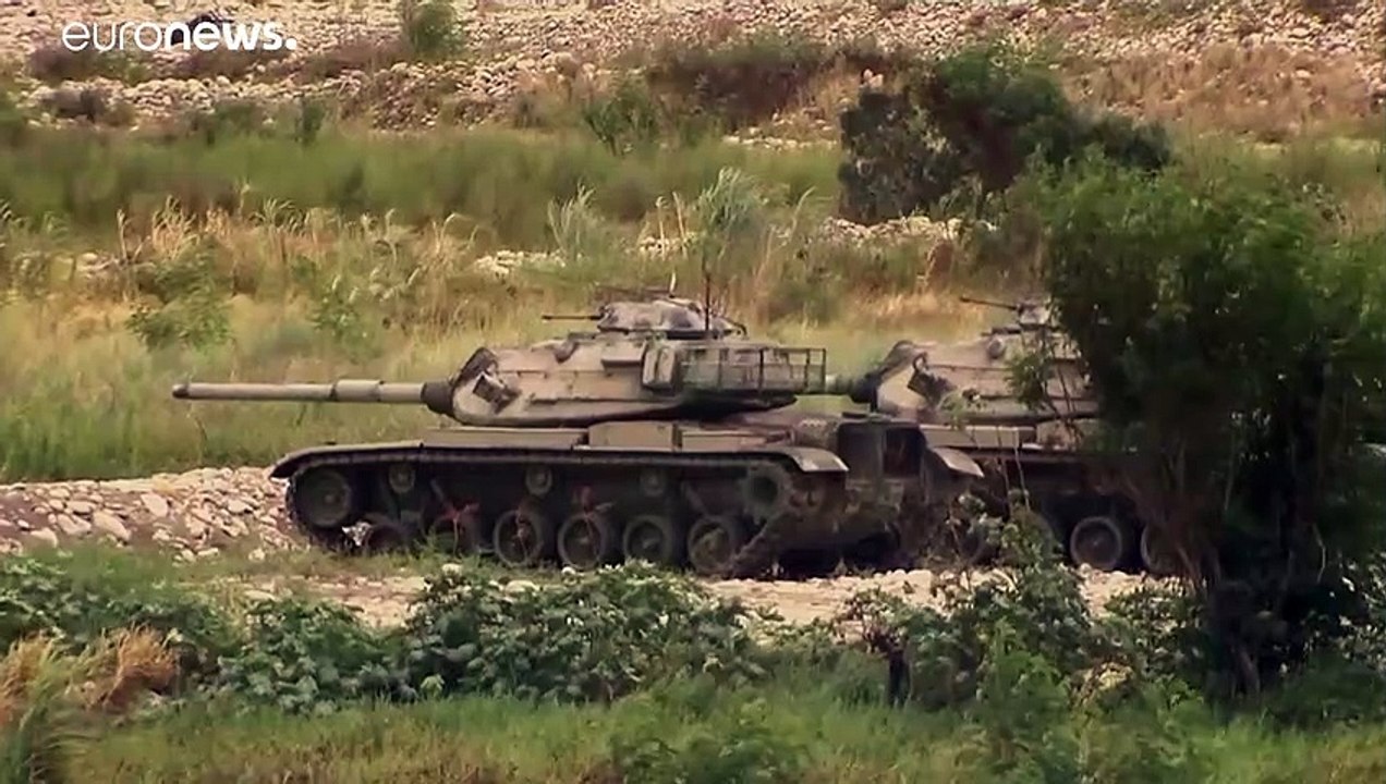 شاهد: تايوان تنفذ تدريبات عسكرية بالذخيرة الحية في محاكاة للتصدي لغزو صيني محتمل ومقتل جنديين