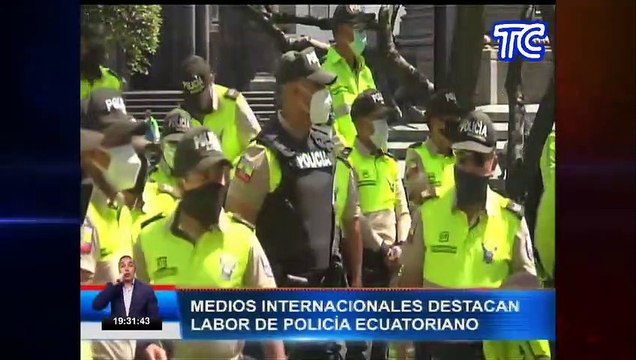 Medios internacionales destacan historia de policía ecuatoriano que tranquiliza a niño