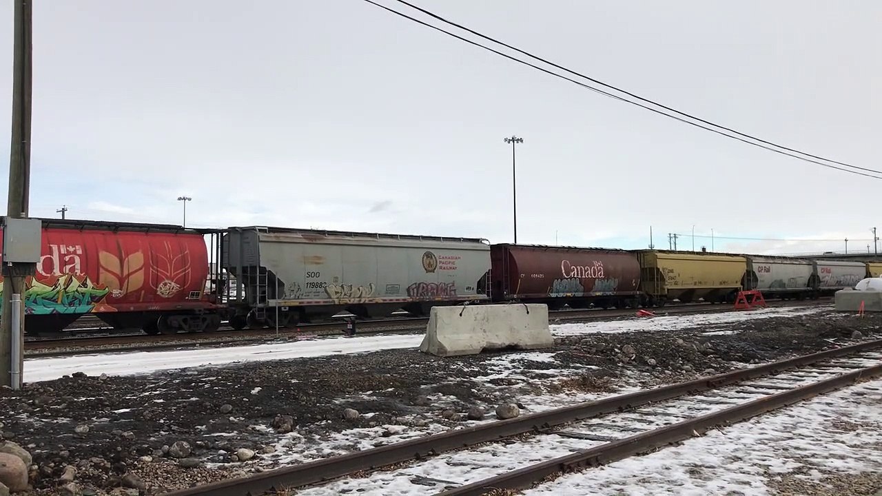 CP Grain pulls into Alyth