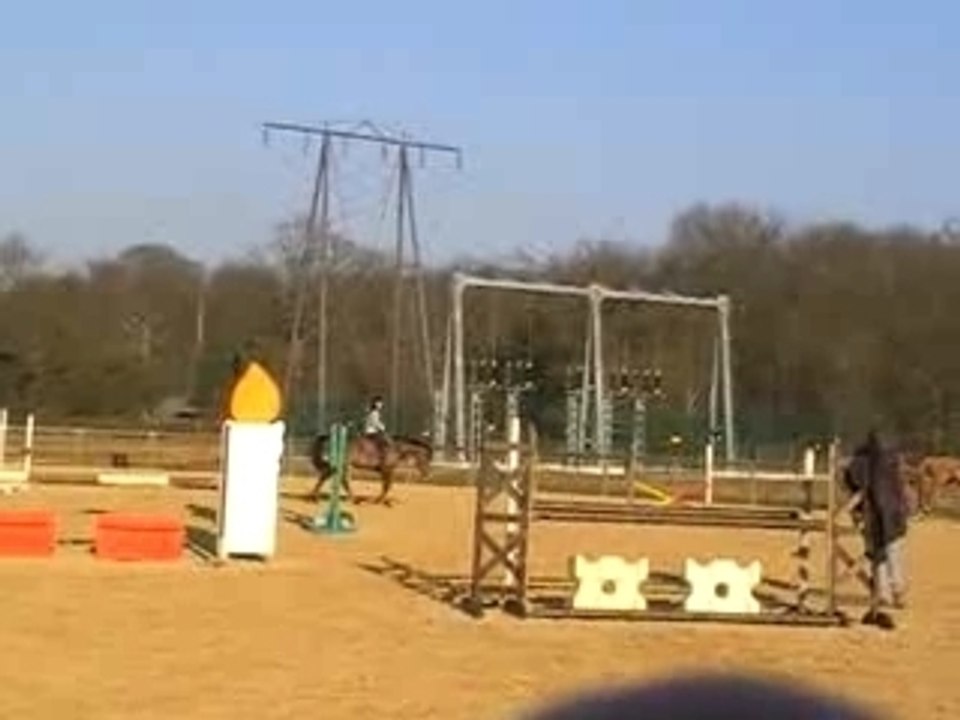 MOV02D