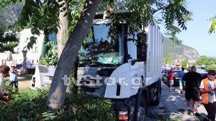 Πλάνα από το ατύχημα με το όχημα ανακύκλωσης