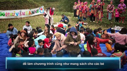 Chàng thanh niên dành cả thanh xuân "cõng" sách lên vùng cao