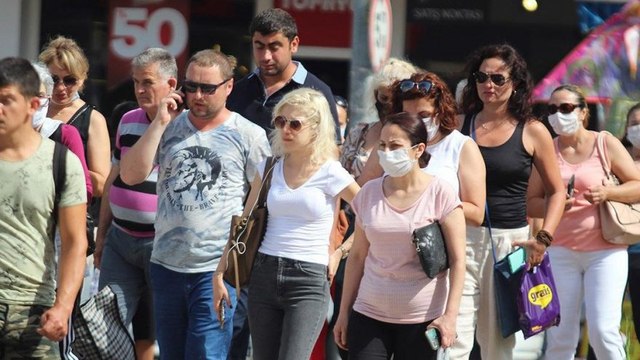 Bilim Kurulu Üyesi Turan: İkinci dalgayı eylül-ekim aylarında bekliyoruz