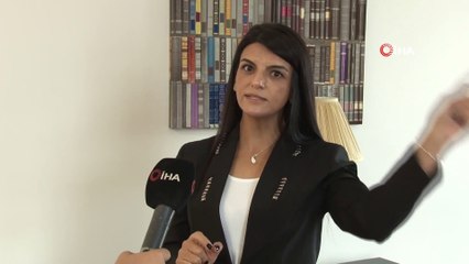 Meltem Bağış Akkaya “Akıllı Telefonlarınız Sizi Hem Dinliyor, Hem de İzliyor”
