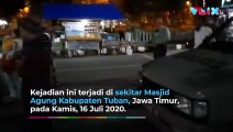 Depan Masjid Agung, Hijabers Ketahuan Mesum Dalam Mobil
