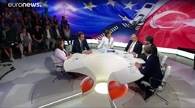 Un tribunal d'Istanbul condamne un journaliste germano-turc à près de trois ans de prison