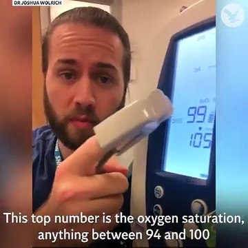 Médico faz experiência para provar que uso de máscara não altera os níveis de oxigénio