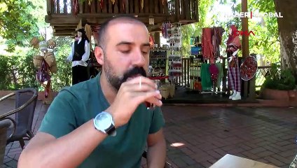 'Çay şekerli mi içilir, şekersiz mi' tartışmalarına Rizeliler de katıldı