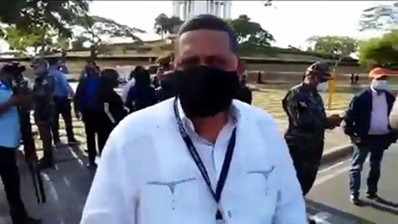 Cierran en Santiago vía  va Monumento