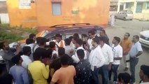 करणी सेना ने मंत्री तुलसीराम सिलावट की गाड़ी रोक कर किया विरोध प्रदर्शन
