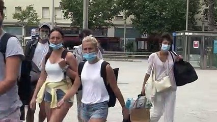 Barcelona endurece restrições