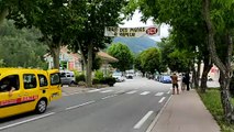 Deux camions-bennes des Alpes d'Azur carburent au plastique