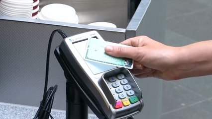 كثير من الدول دعت إلى تجنب استخدام الأوراق النقدية مع بدء تفشي فيروس كورونا