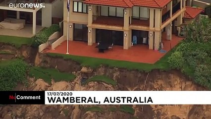 En Australie l'érosion du littoral fait apparaître les fondations des maisons