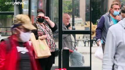 Egyre többen térhetnek vissza munkahelyükre Angliában