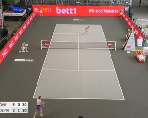 Svitolina beats Kvitova in rain-delayed final