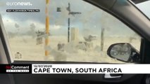 Kurioses Naturspektakel - Schaumparty am Strand von Kapstadt