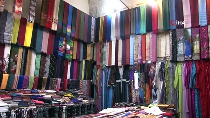 Şanlıurfa’da çarşı pazarlar boş