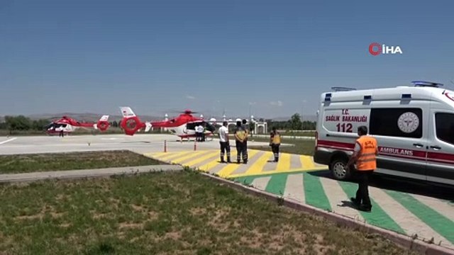Ambulans helikopterler, ameliyat olacak çocuk için seferber oldu
