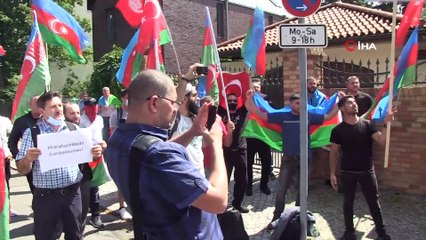 - Almanya’da Ermenistan’ın Azerbaycan sınırındaki saldırıları protesto edildi