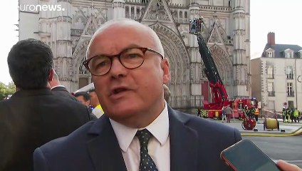 La justicia investiga si el incendio en la Catedral de Nantes fue provocado