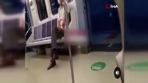 Metroda şarkı kavgası