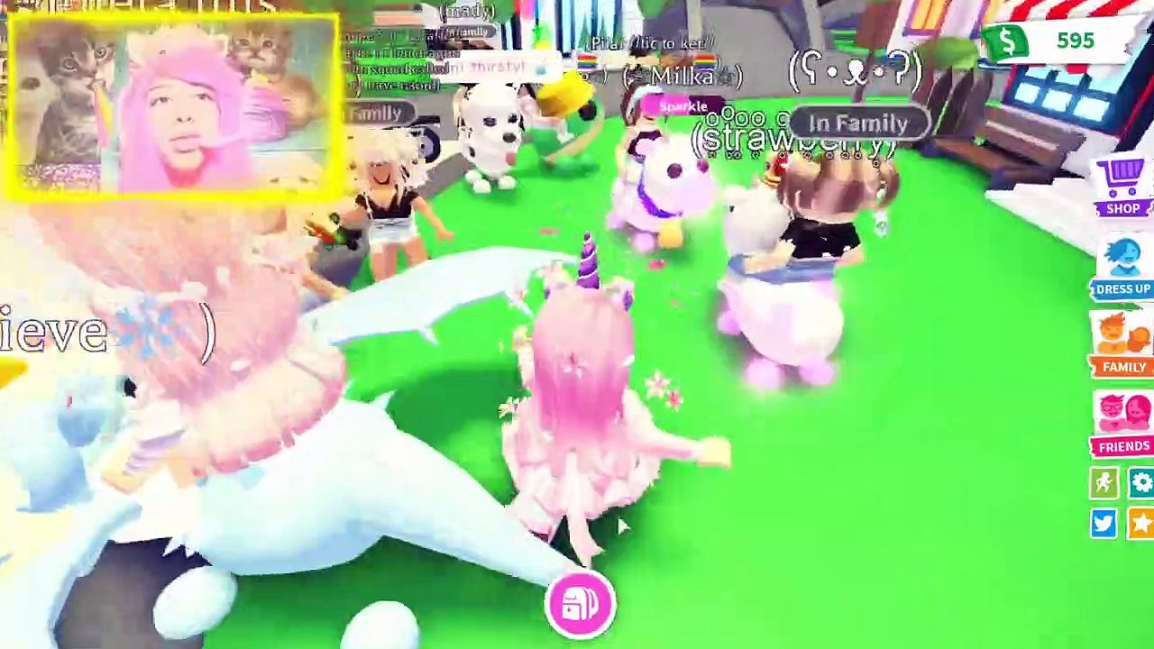 HIDE AND SEEK Mais Seulement Utiliser *UN* Couleur! (Roblox)