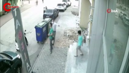 “Namusuma yan baktın” diyerek tekme tokat dövdüler