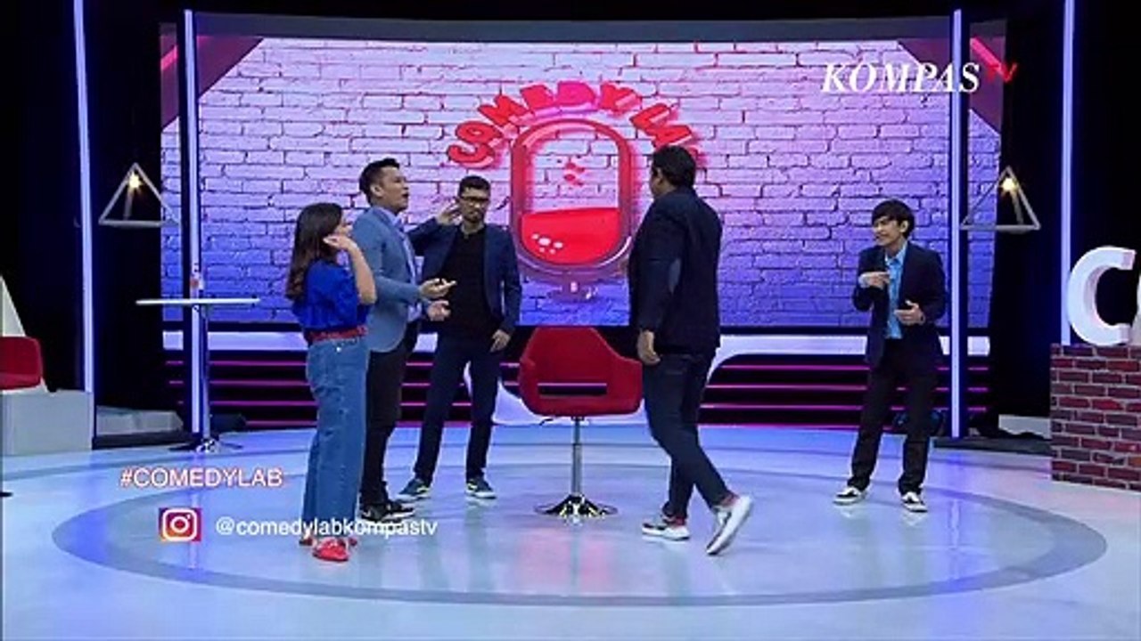 Amel Carla Balas Roasting Mal Jupri, Sama-sama Sepi - Comedy Lab (PART 6)