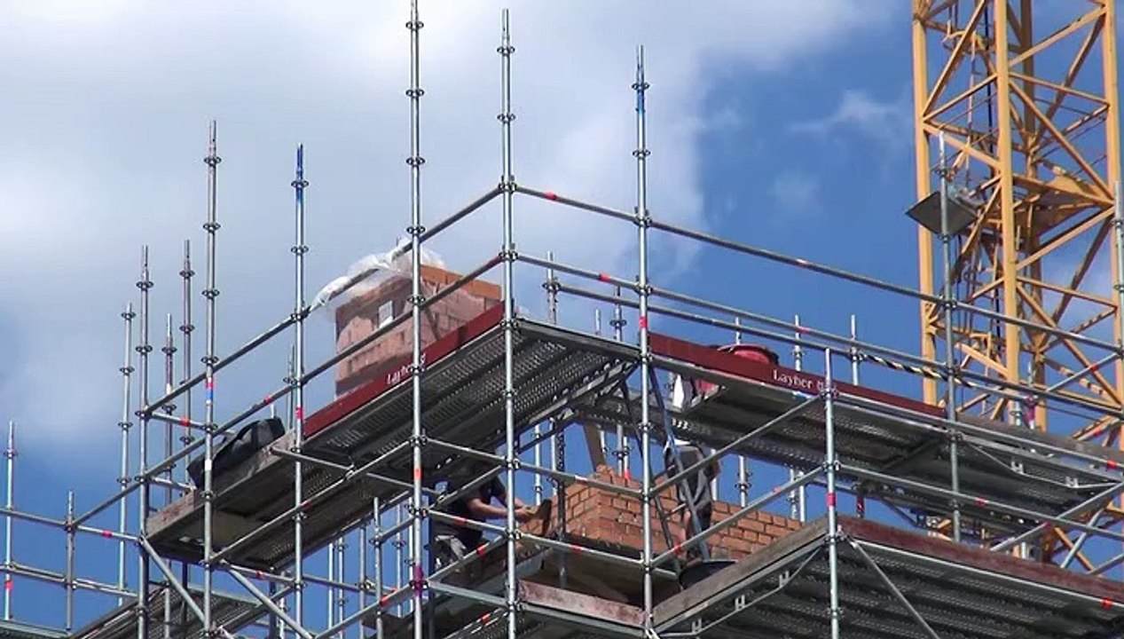 Wiederaufbau der Garnisionkirche in Potsdam  (Teil 3)  'Ziegelbau erreicht erste Turmebene'