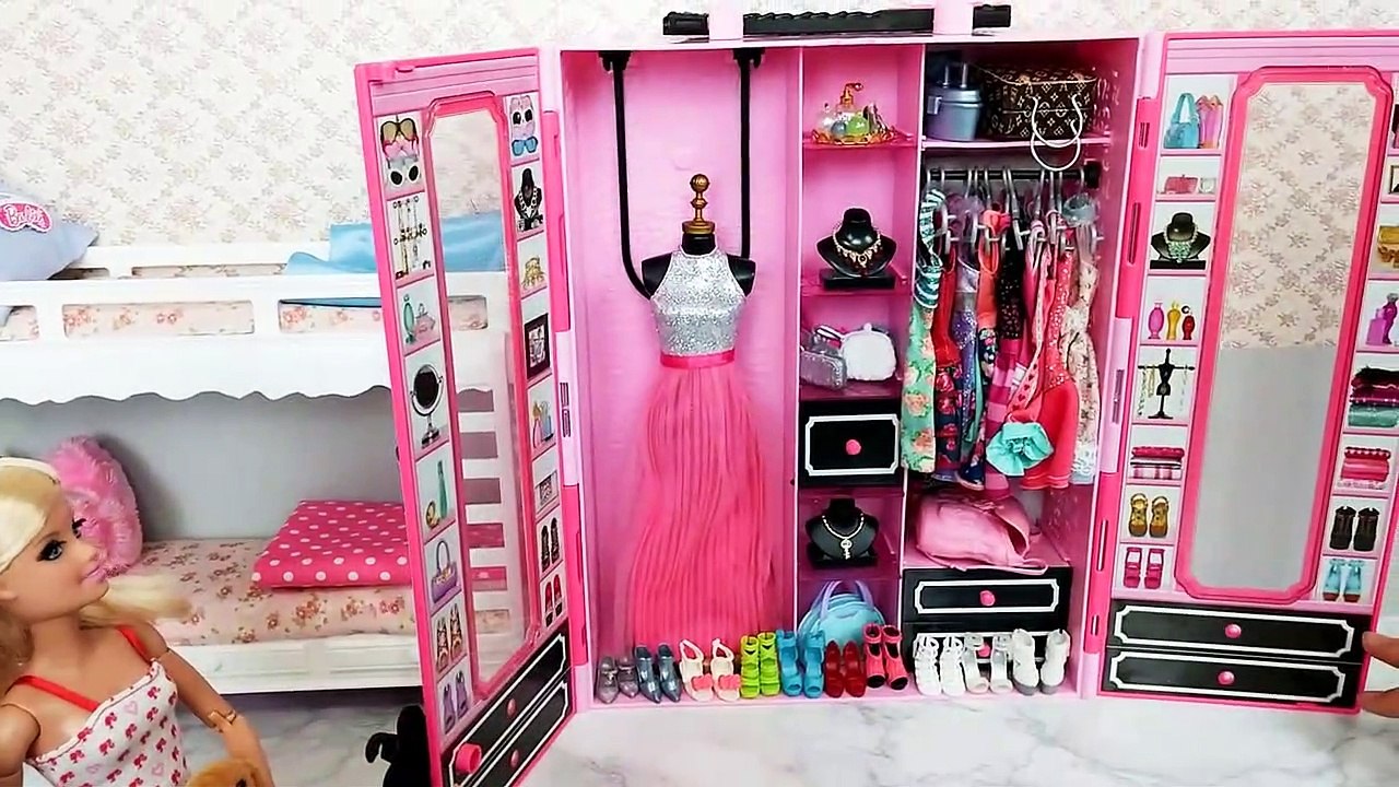 Barbie Bedroom Bunk bed Morning Routine دمية باربي غرفة نوم Beliche