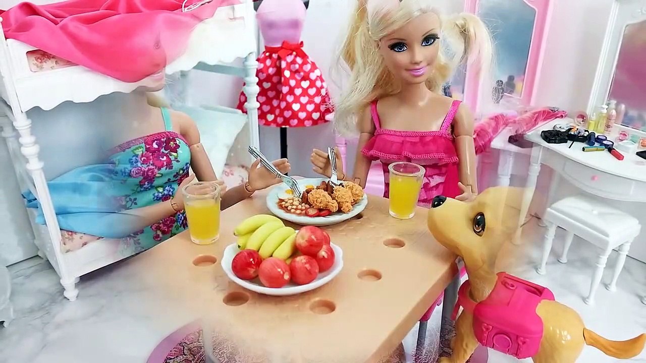 Barbie Bunk bed Bedroom Morning Routine دمية باربي غرفة نوم Barbie